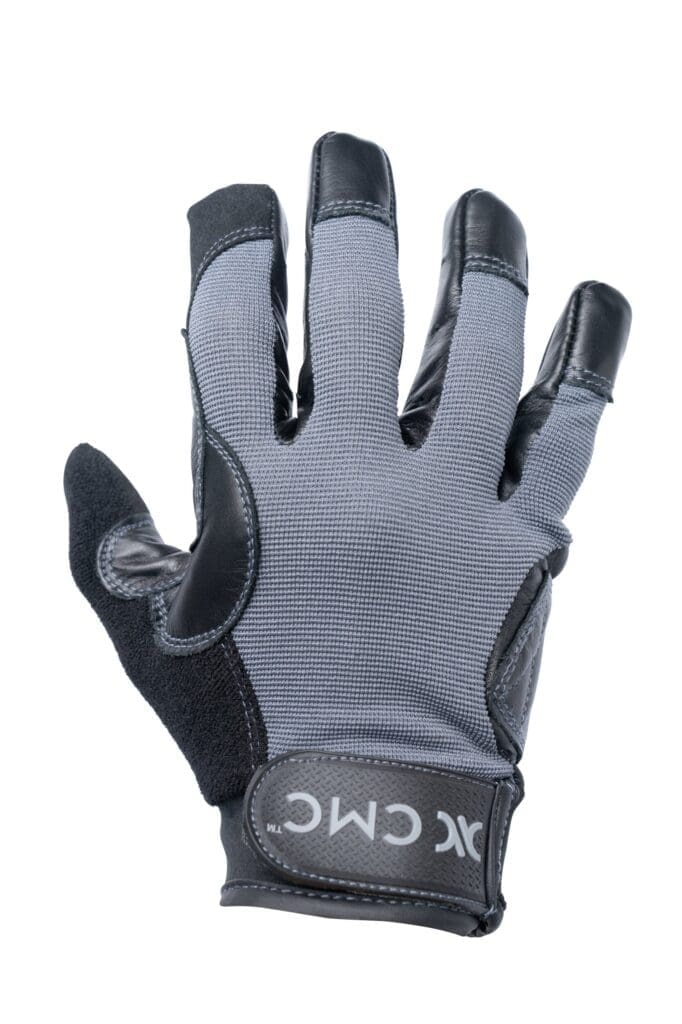 ESSENTIAL GLOVE